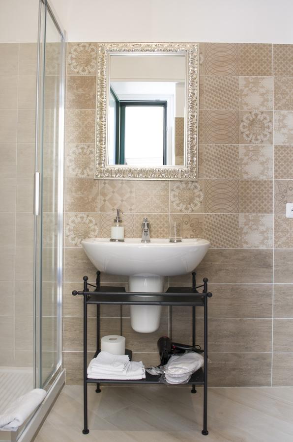 Palazzo Spasiano Rooms - Sorrento Center Экстерьер фото