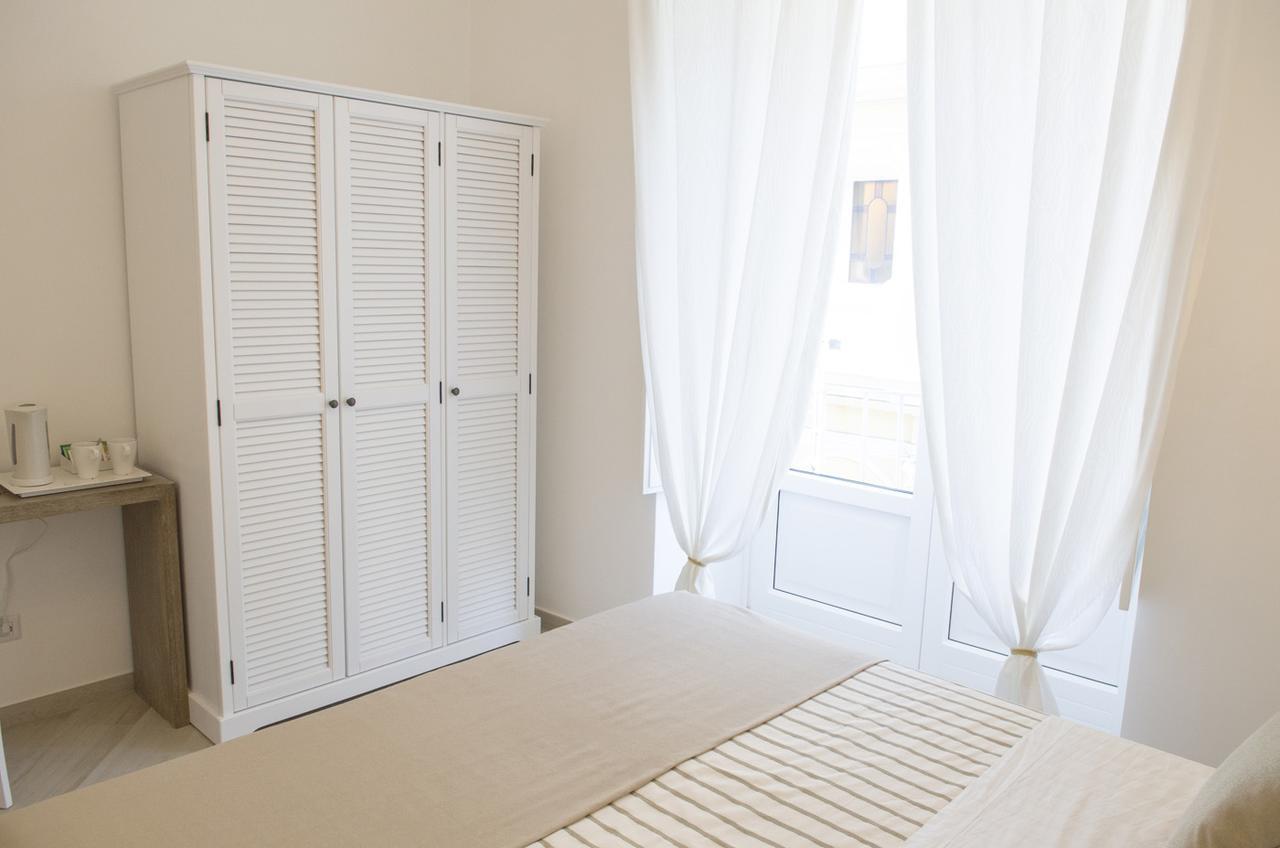 Palazzo Spasiano Rooms - Sorrento Center Экстерьер фото