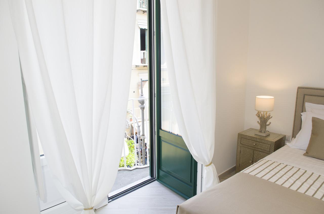 Palazzo Spasiano Rooms - Sorrento Center Экстерьер фото